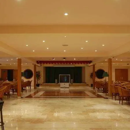 Kontiki Playa Hotell